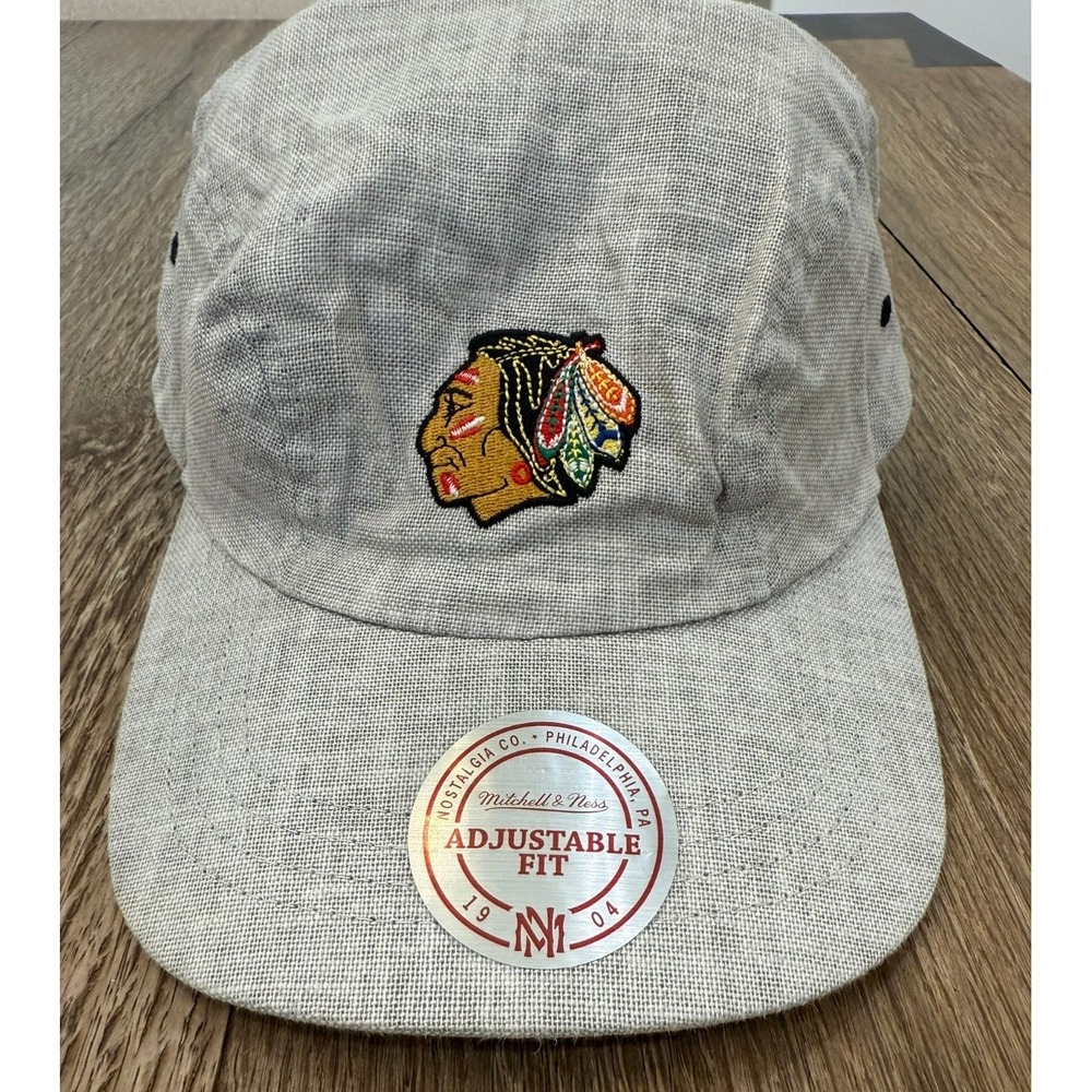 Mitchell & Ness NHL Chicago Blackhawks Snapback Linen Cap Hockey Nostalgia & Co.